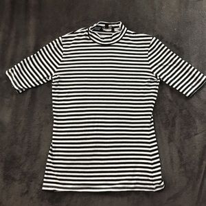 🎉HP🎉Banana Republic Striped Shirt
